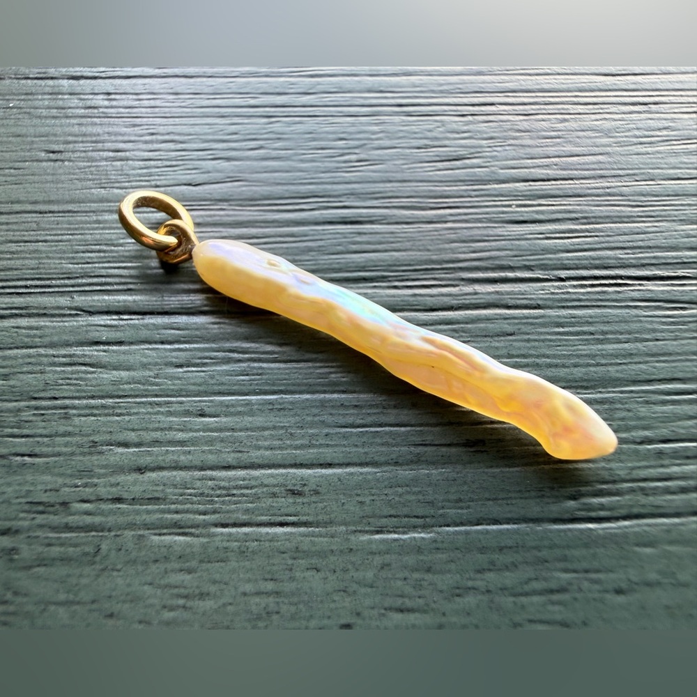 Monica Vinader Nura Skinny Biwa Pearl Pendant Charm